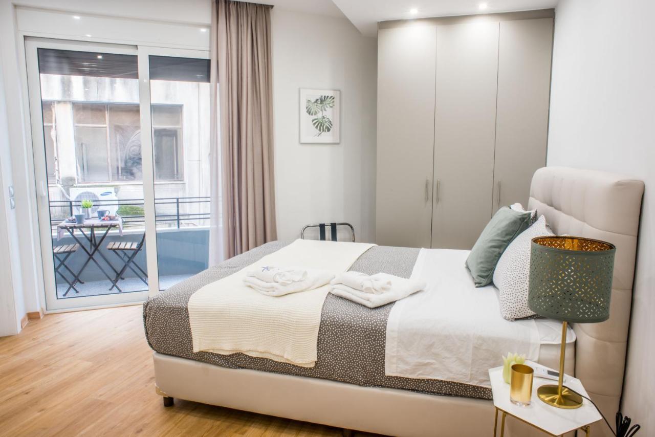 A24 Pristine & Sunny Suite Near Plaka & Parthenon Athènes Extérieur photo